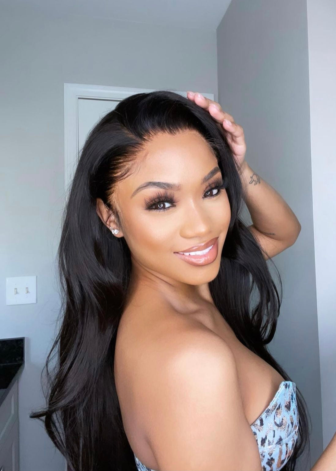 HD 613 CRYSTAL CLEAR Lace Frontals photo 6